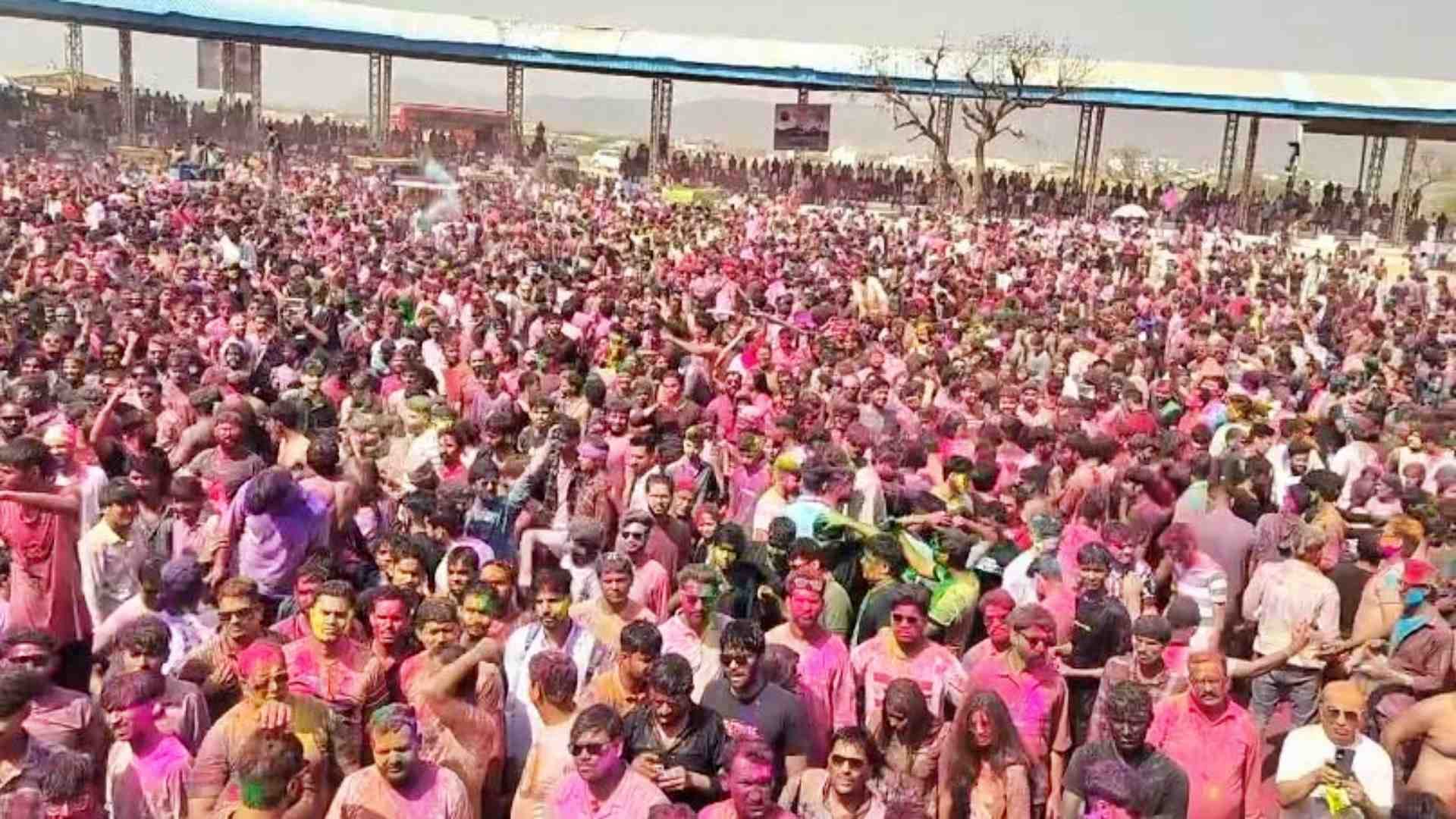 पुष्कर में अंतरराष्ट्रीय होली फेस्टिवल।