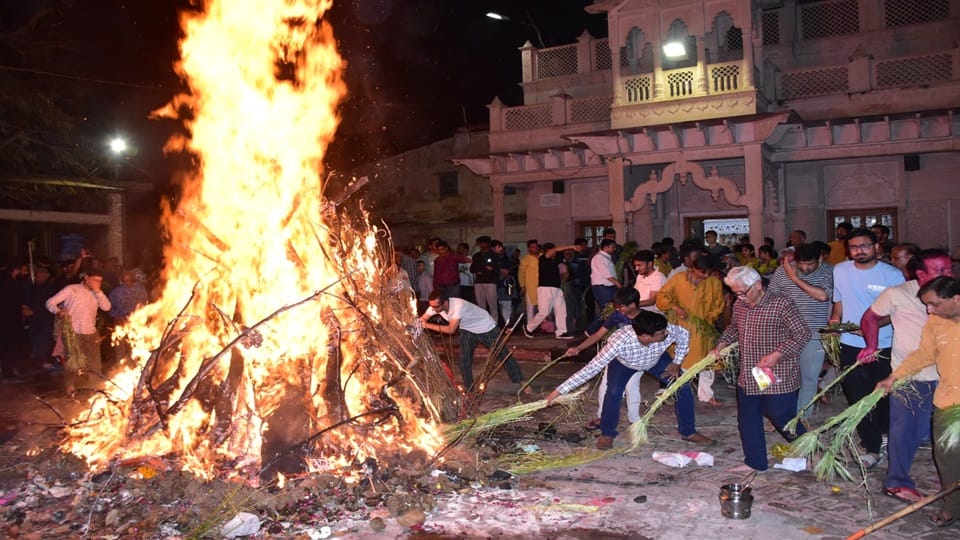 Happy Holi in Aligarh