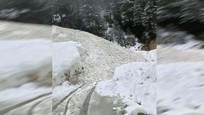 Avalanche on Gangotri Highway Changthang for the third time Uttarkashi Uttarakhand News in hindi