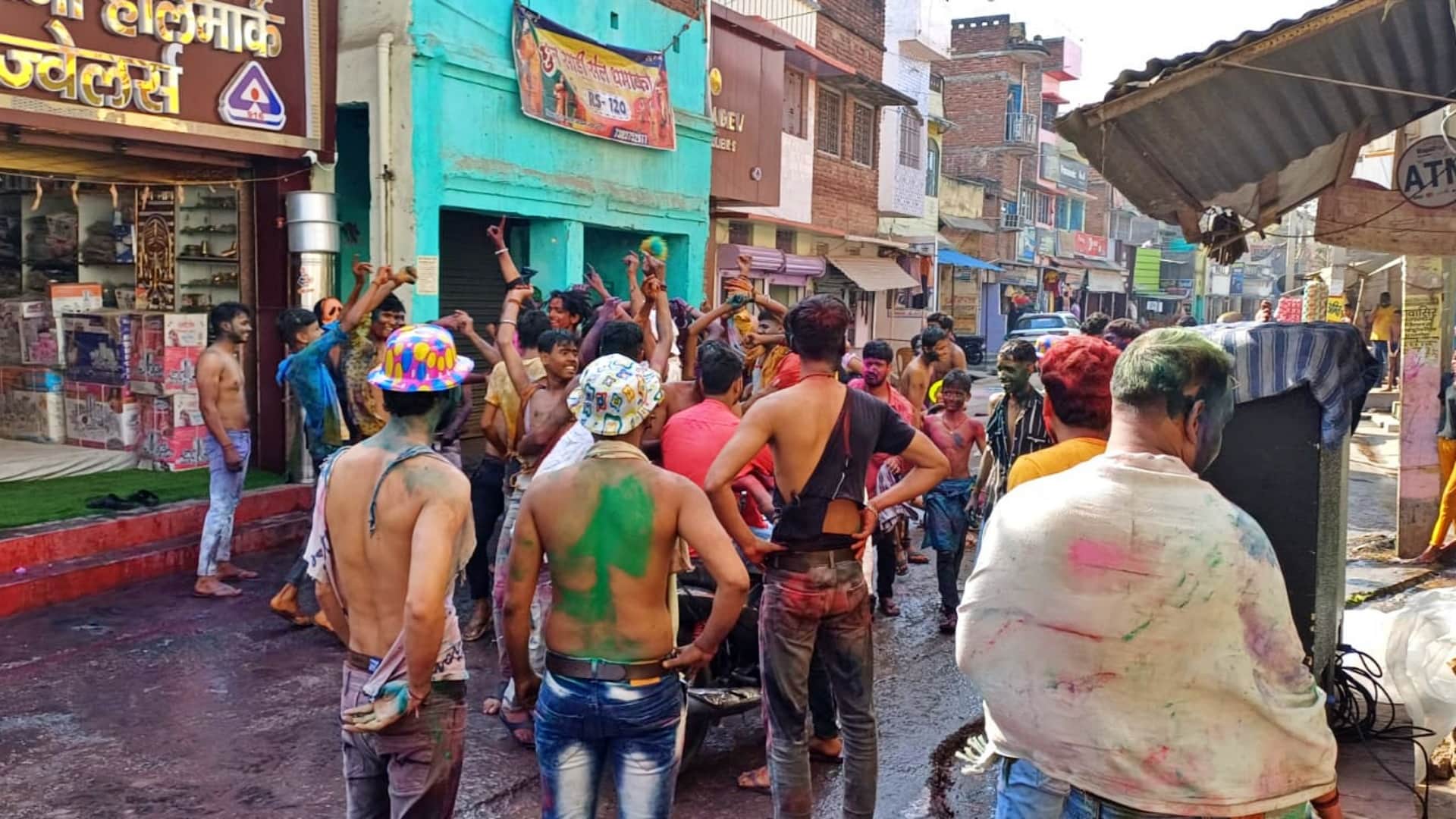 Bihar News: Holi of colors played on two dates in Gopalganj-Buxar, Kurta Phaad Holi