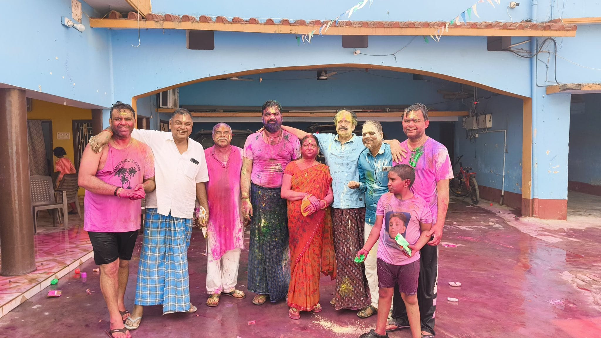 Holi 2025: Holi today in large parts of Bihar, Patna, Gopalganj, Buxar: Colors of gulal, Pua dish