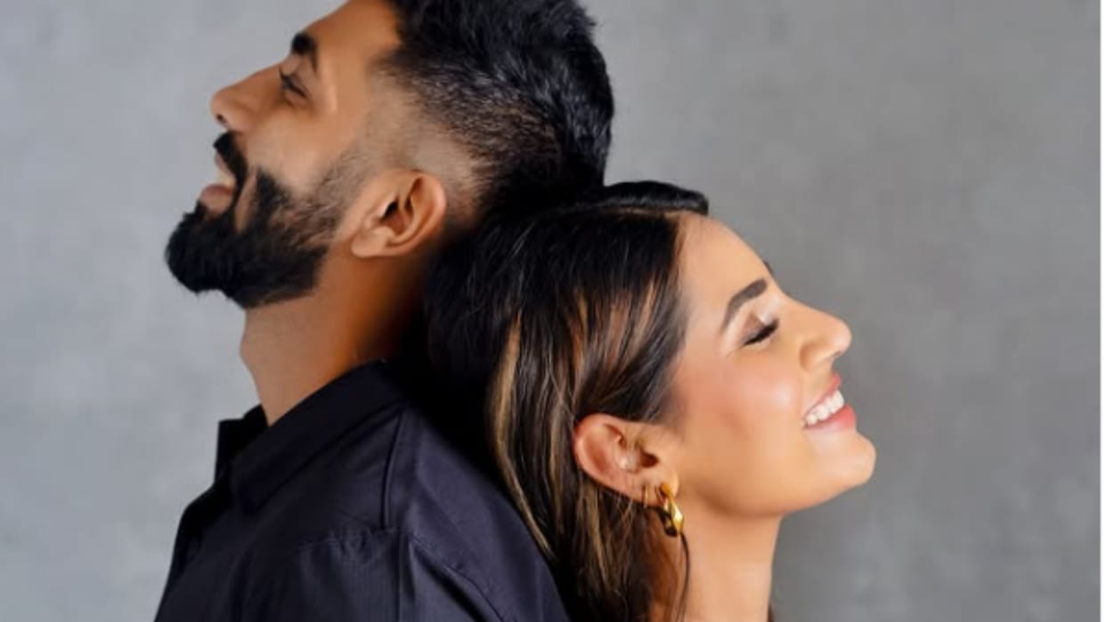 Sanjana Ganesan and Pacer Jasprit Bumrah celebrate four years of Marriage share post in Social Media