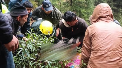 Chakrata Car Accident Car fell into a ditch in Chakrata death injured Vikasnagar Dehradun Uttarakhand News