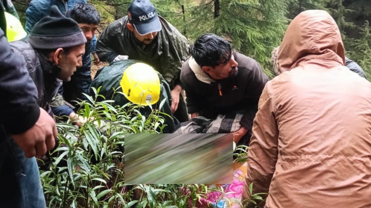 Chakrata Car Accident Car fell into a ditch in Chakrata death injured Vikasnagar Dehradun Uttarakhand News
