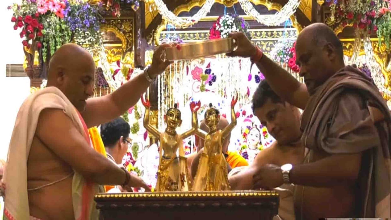 Kanpur: Gaur Purnima festival celebrated in ISKCON temple