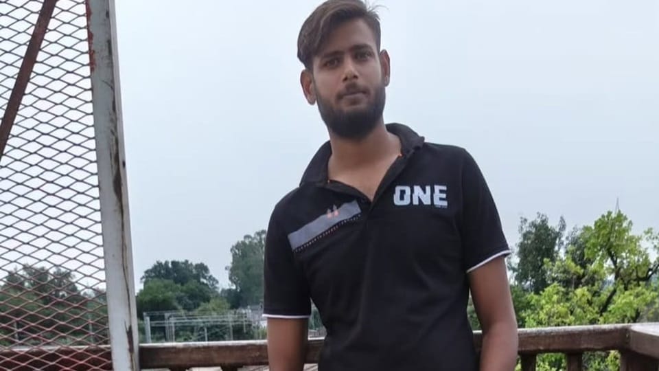 A young man died due to electric shock from DJ wire