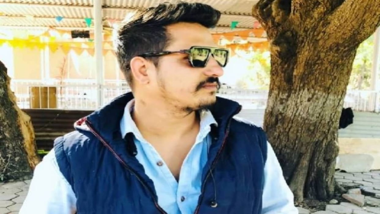 Dispute over painting in Bhopal Pickup vehicle dragged young man for 200 meters and died