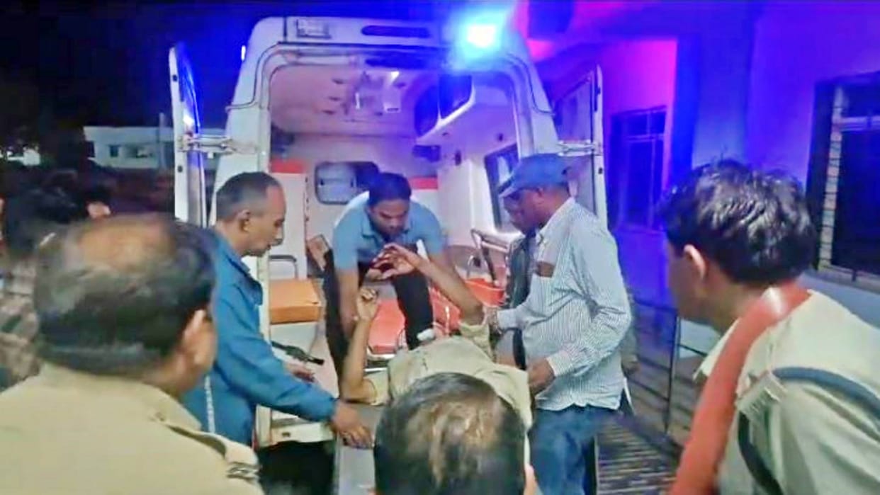 MP News Rioters attacked police team in Mauganj ASI died many officers injured