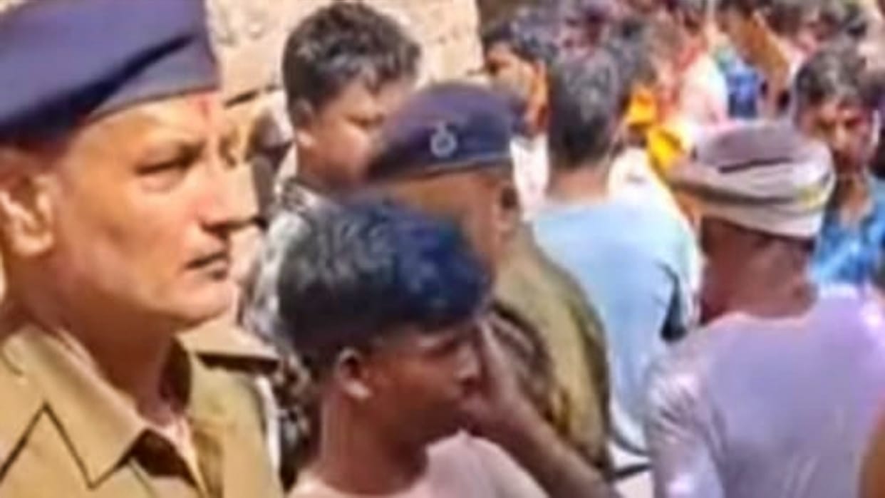 Siwan Crime: Youth stabbed to death on Holi night, called from home on pretext of birthday party and killed