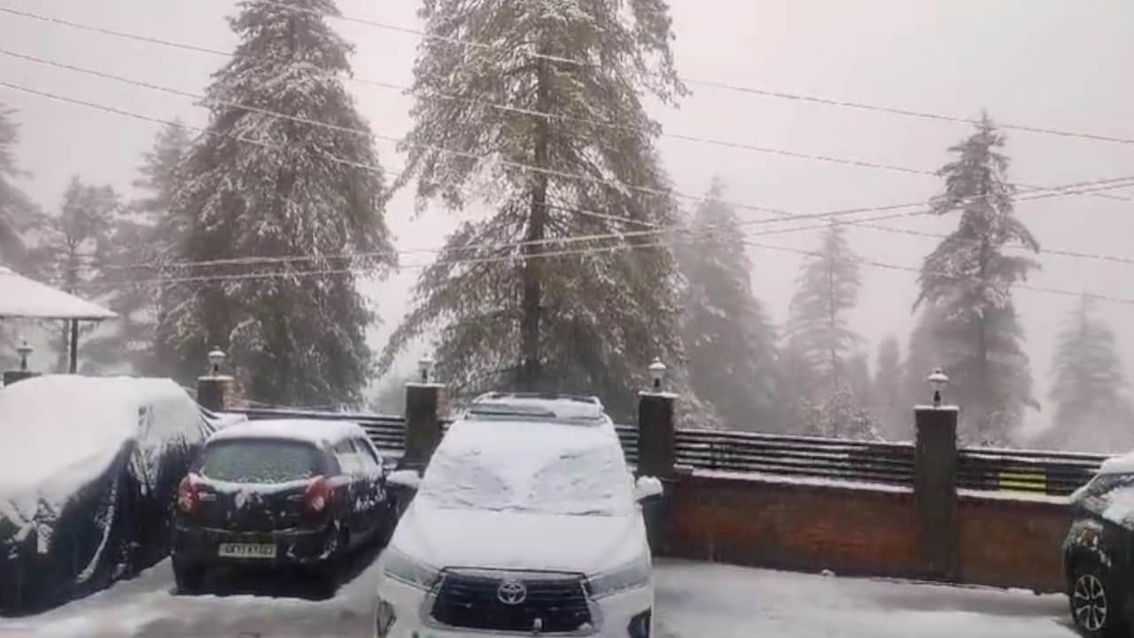 Uttarakhand Weather News Update rain snowfall in Auli Badrinath Yamunotri cold in March Month read all Updates