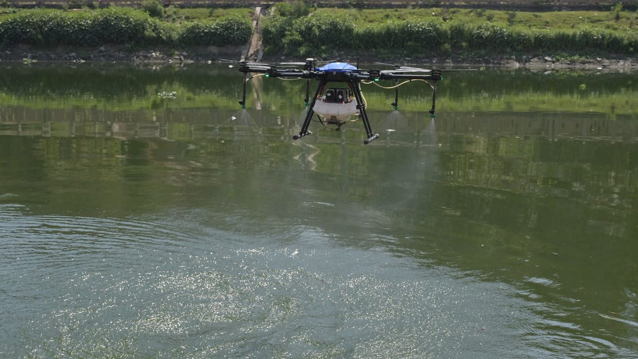 Varanasi Municipal Corporation sprayed anti larvae in Varuna river using drones
