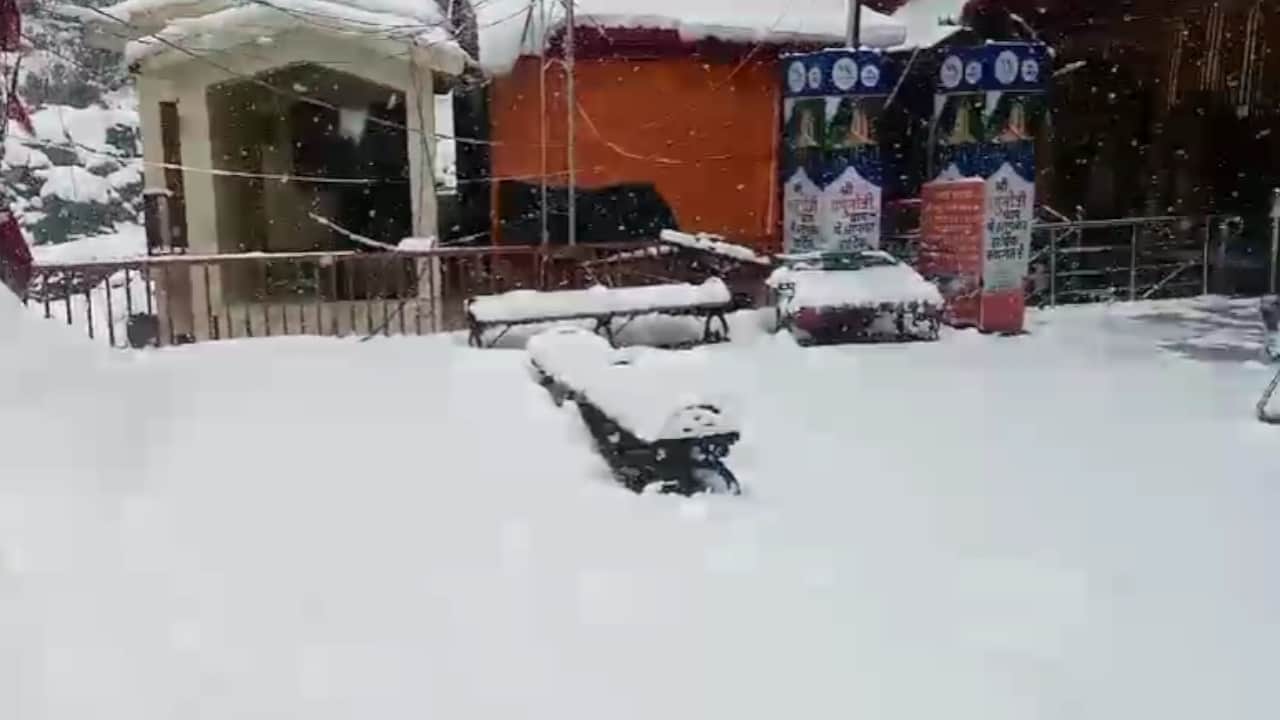 Uttarakhand Weather News Update rain snowfall in Auli Badrinath Yamunotri cold in March Month read all Updates