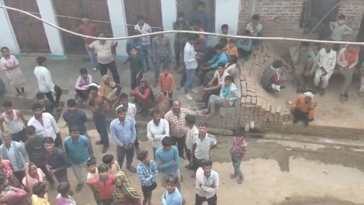 mother sprinkle petrol on her son and set him on fire in jhansi
