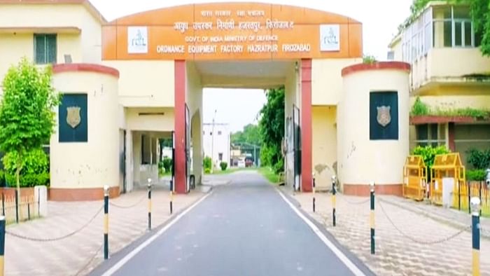 ISI Agents Ordnance factory Chargeman used to have more than 50 chats with Pakistani agent every day Agra news