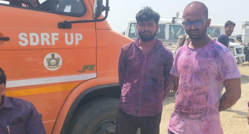 Kanpur accident All four had gone to remove colour making reel prove costly woman thrown her sari to save them