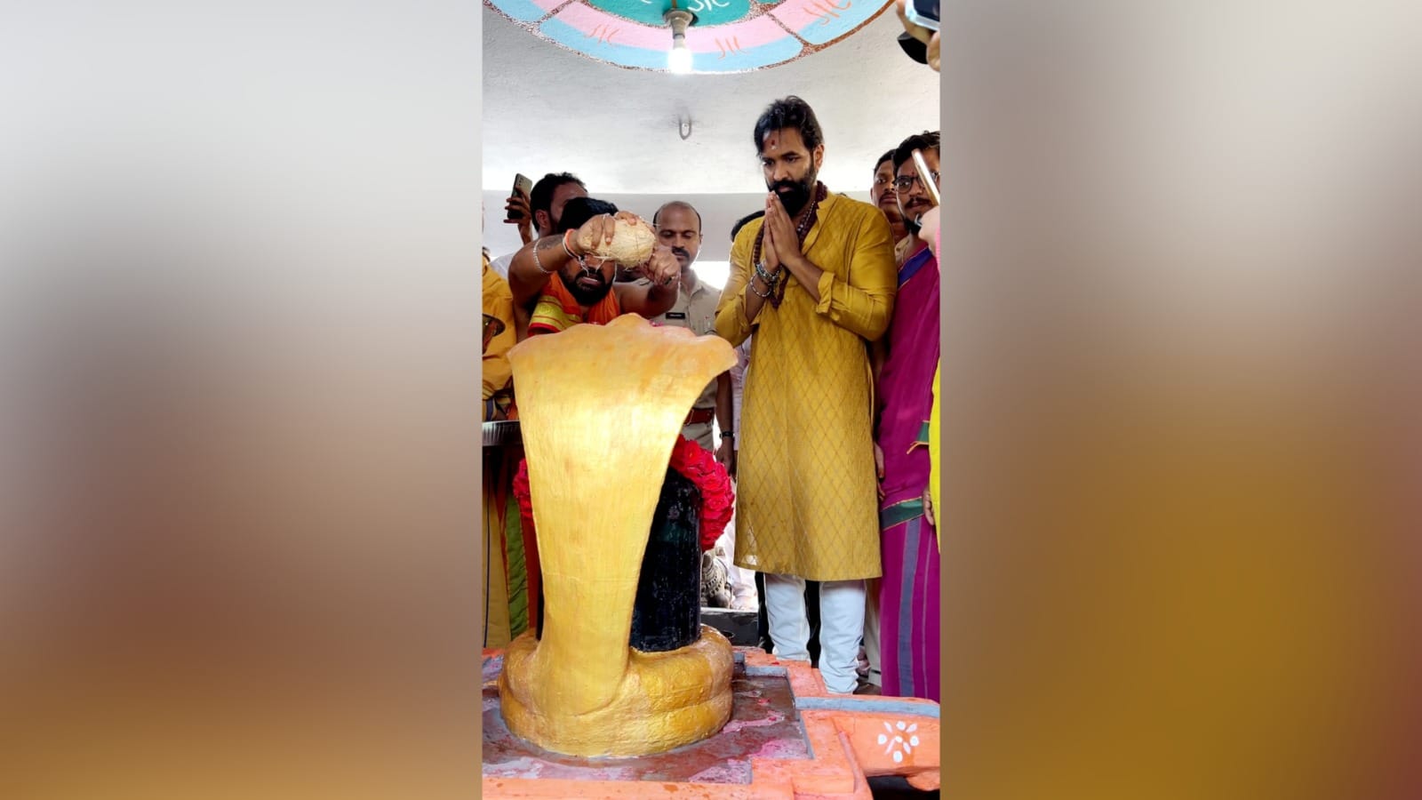Vishnu Manchu Visits Kannappa Birthplace Offers Prayers at Shiva Temple Ahead of Film Release