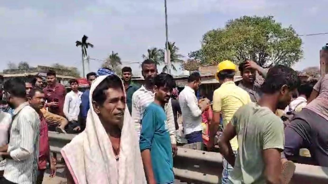 Begusarai News: High speed pickup crushed mason, death on the spot, family members got news from social media