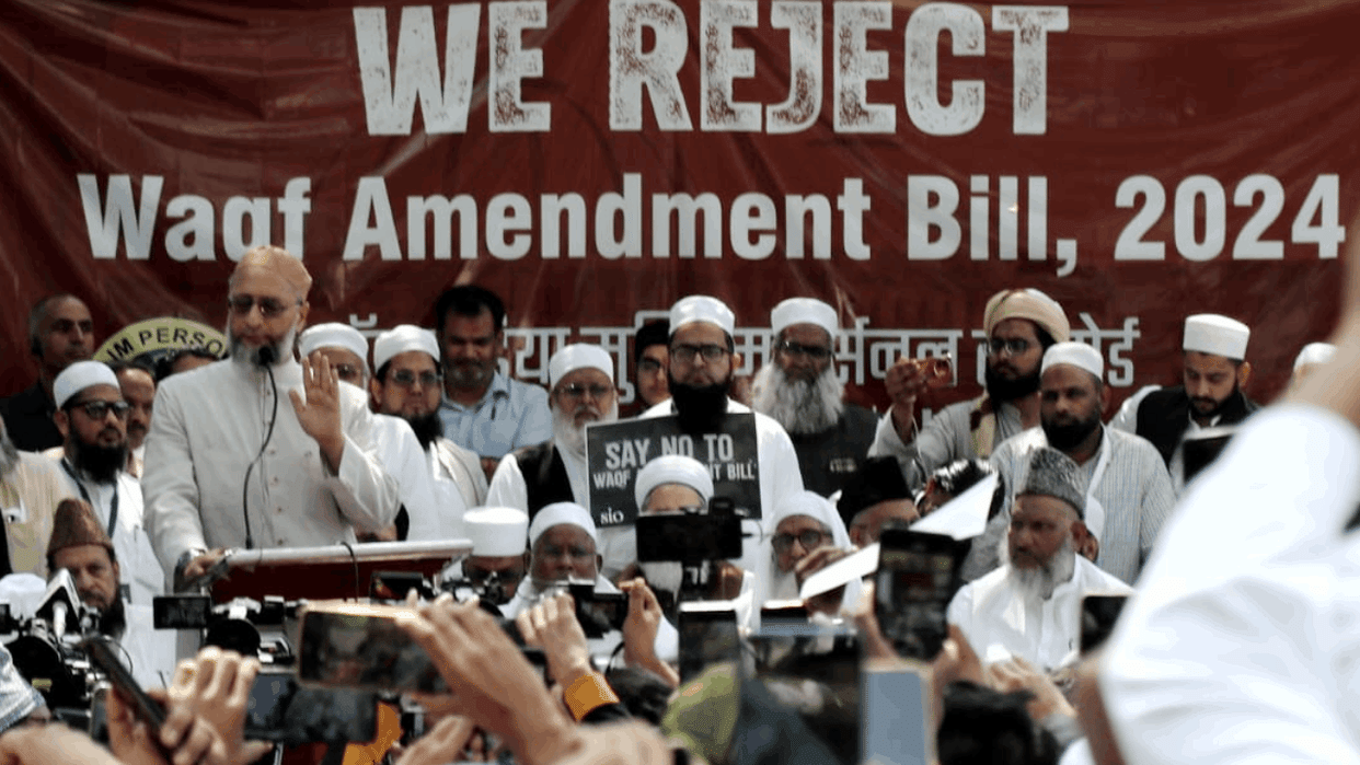Personal Law Board protest against Waqf Bill at Jantar Mantar