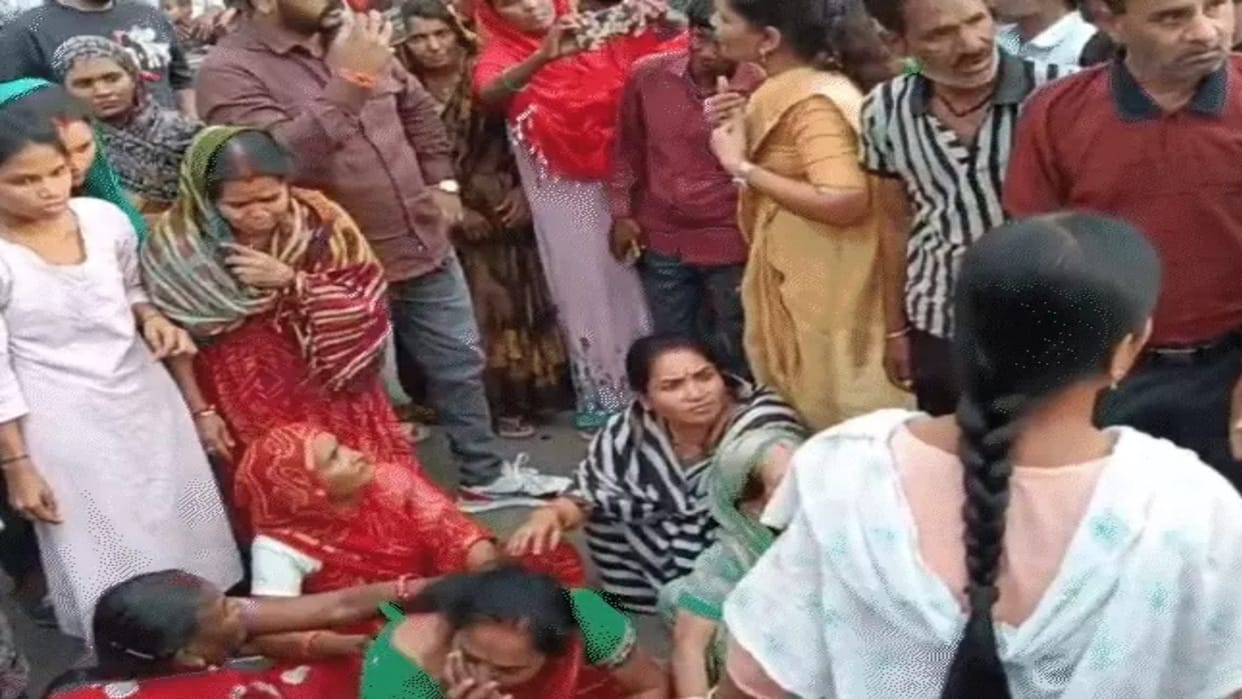 Indore News: Middle-aged man dies after his health deteriorates in police station, protest outside MLA's house