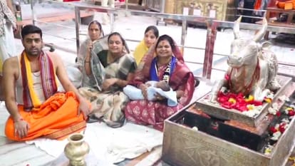 Mahakal Bhasm Aarti: Baba Mahakal is decorated with a moon during Bhasm Aarti