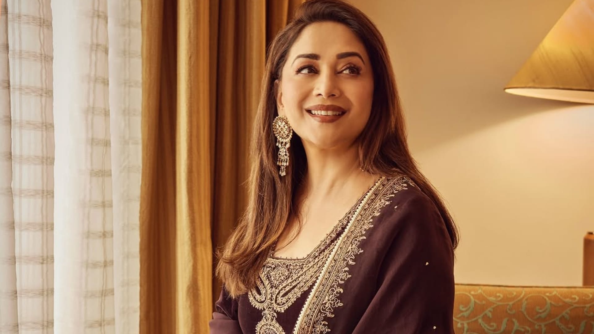 Madhuri Dixit Feels Rasha Thadani Would Be Perfect For song Ek Do Teen Remake says Her Dance Is Graceful?