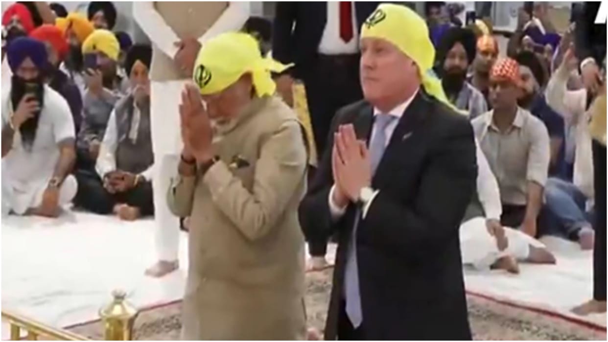 New Zealand's PM Luxon paid obeisance at Gurudwara along with PM Modi, met the President