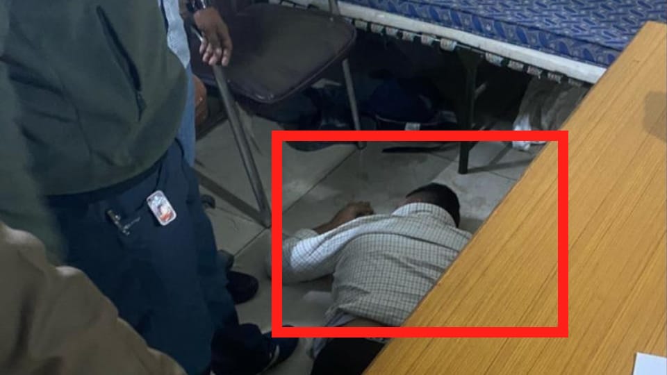 National Youth Award winner beaten by police in police station, seriously injured