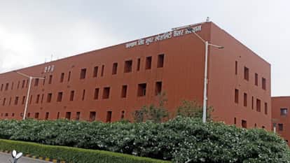 Lucknow: No need to go to Mumbai, proton beam therapy to begin at Cancer Institute