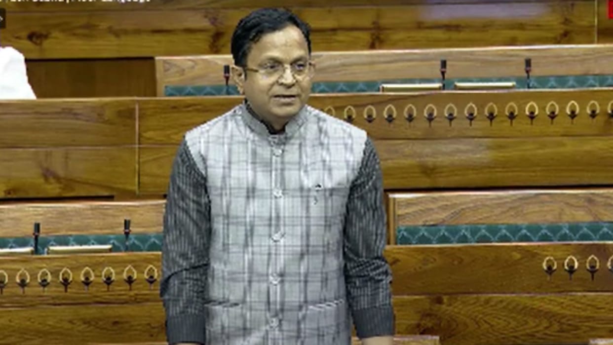 Bhadohi MP raised the demand for construction of railway underpass