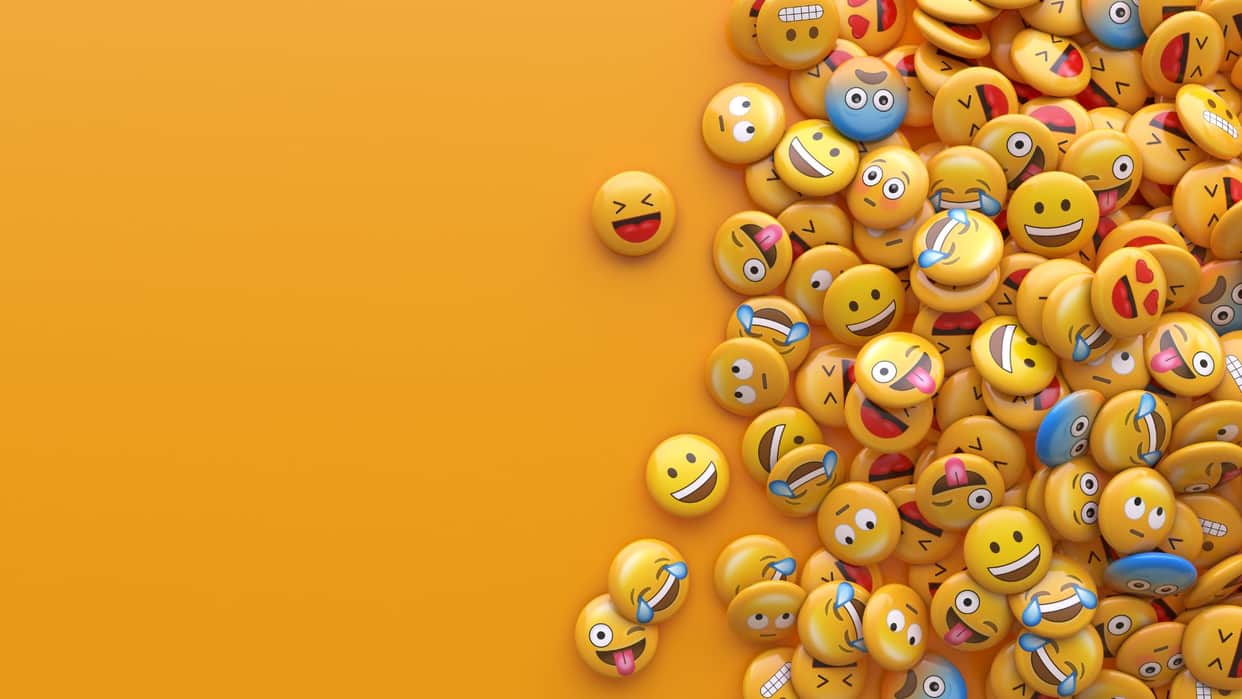 Why are all emojis yellow in colour history of emojis in hindi