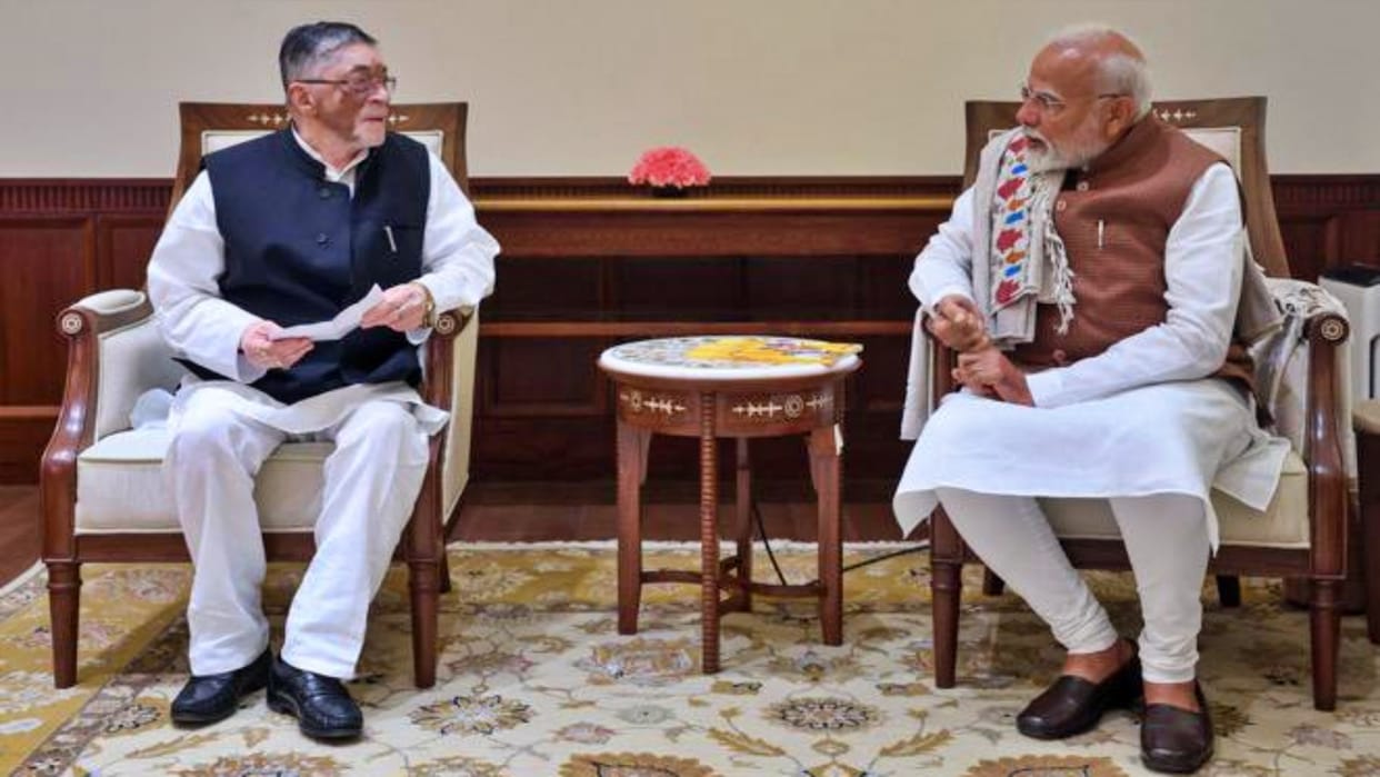 Jharkhand: Governor Santosh Gangwar's courtesy visit to Narendra Modi, discussion on development law and order