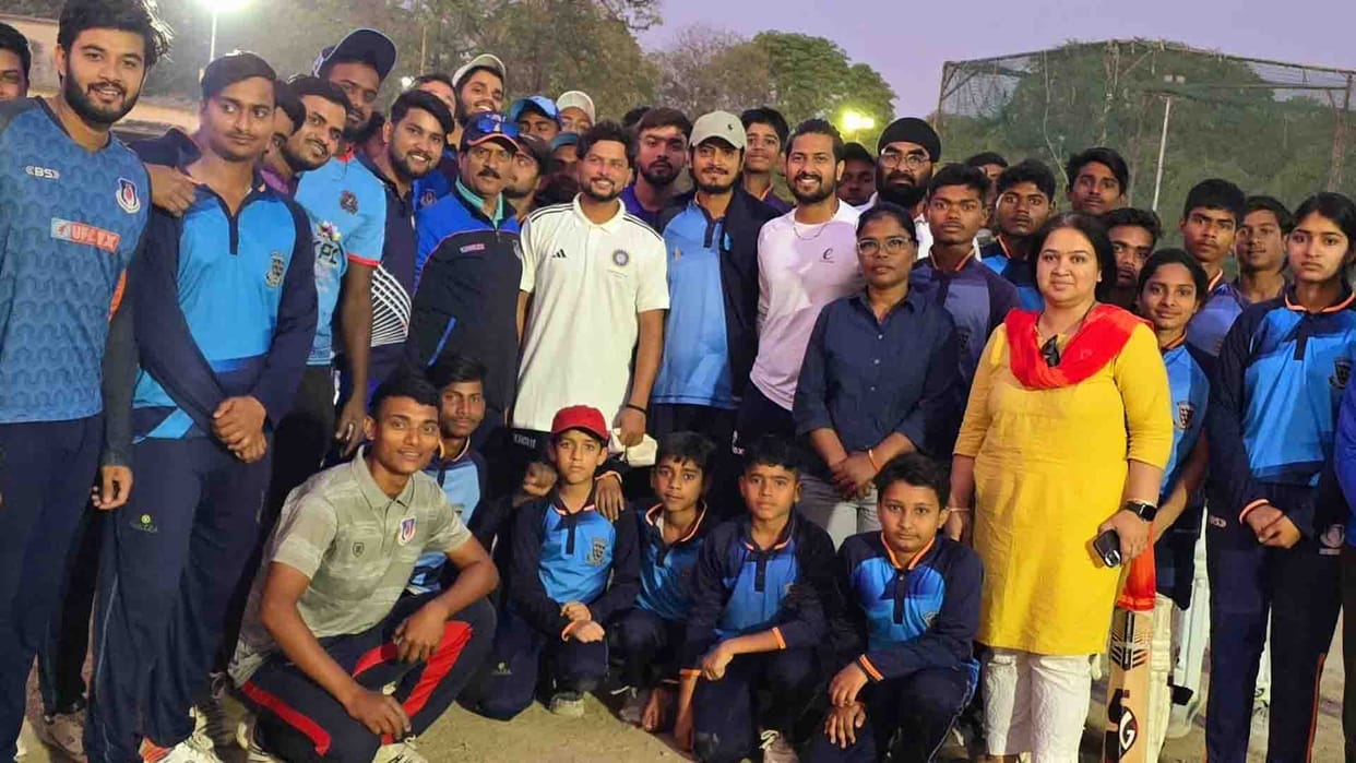 Kanpur: Kuldeep practiced for IPL, teammates wished him well