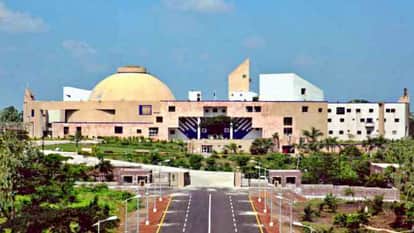 Mandla Naxalite encounter controversy Voices raised in Madhya Pradesh assembly Congress boycotted proceedings