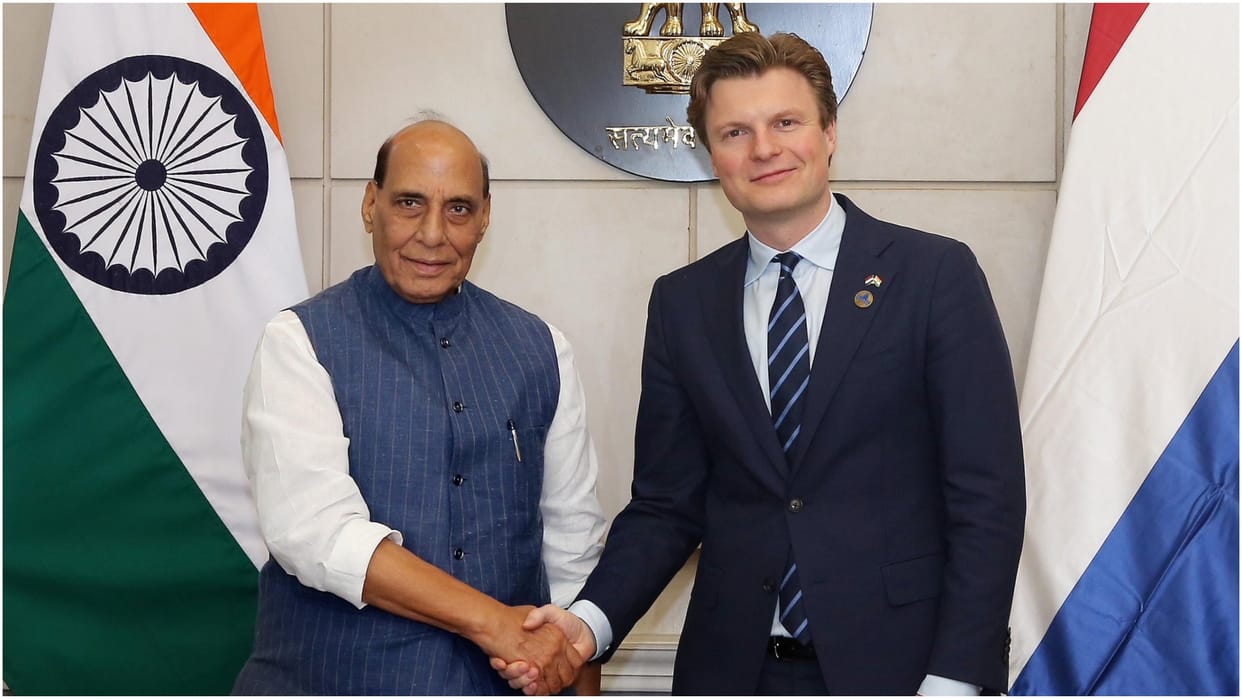 Rajnath Singh met Defense Minister of Netherlands, said- do not give arms and technology to Pakistan