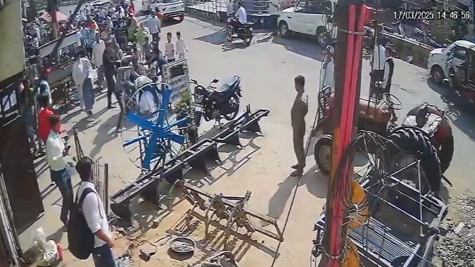 Called for talks regarding fraud and beaten up three people including father and son injured in Hapur