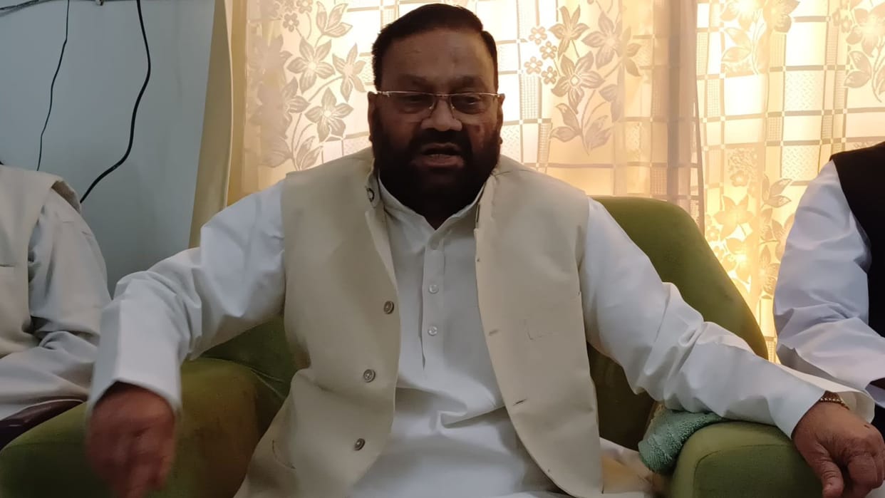 Swami Prasad Maurya said in Kushinagar that the central and state governments are selling public institutions