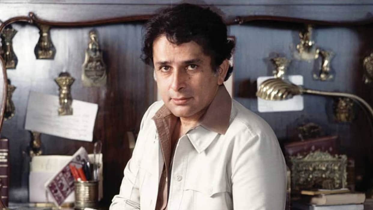 Shashi Kapoor birth anniversary know unknown facts about actor career struggle hollywood bollywood films award