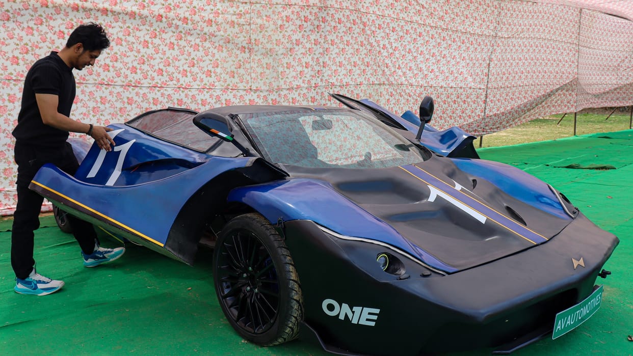 Prayagraj Youth Designs India First Super Electric Car Thunder Claims to be Most Affordable UP News