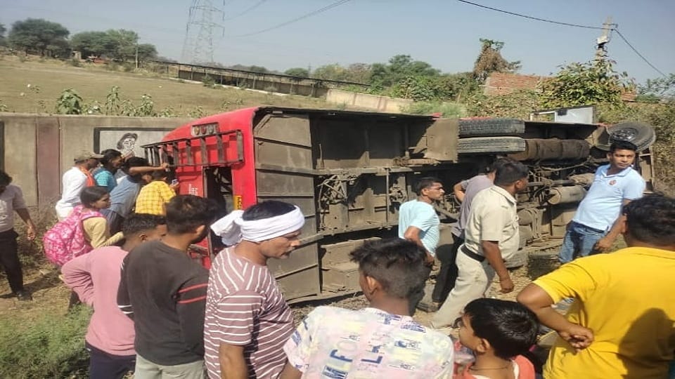 34 passengers injured as a passenger bus overturns accident happened while trying to save a bike rider Janjgir