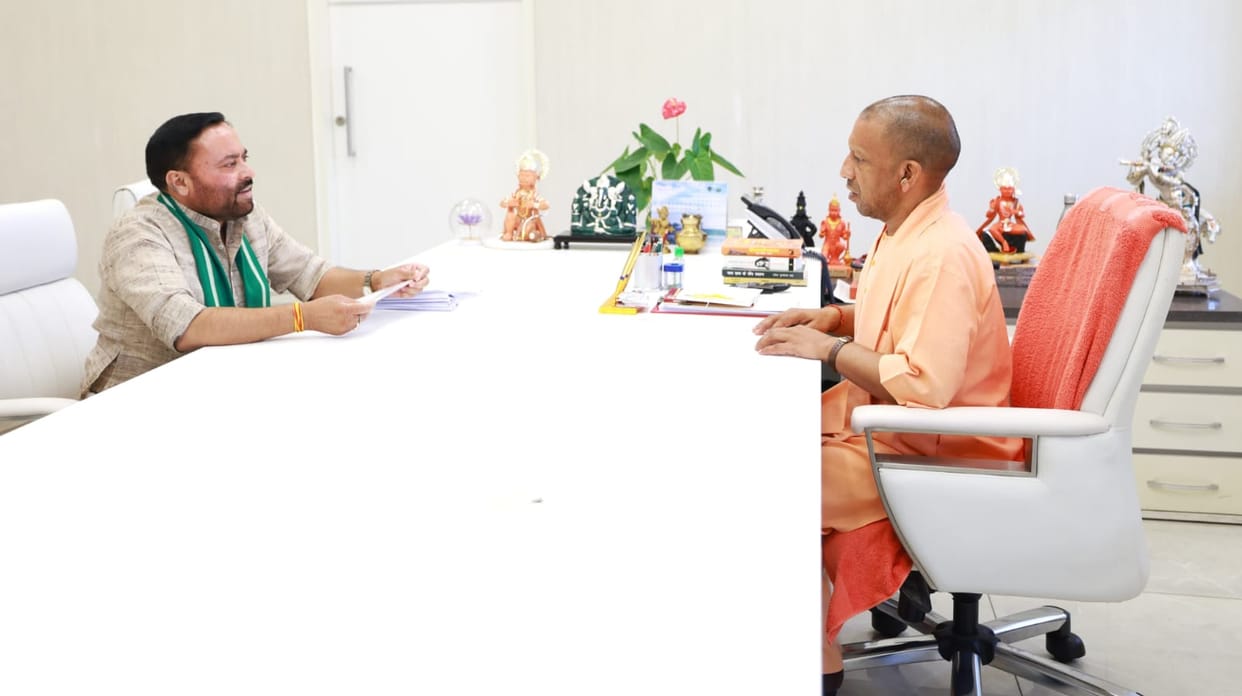 UP minister Anil Kumar meets to CM Yogi Adityanath.