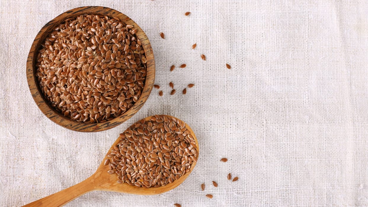 Flaxseeds for weightloss Include these seeds in your diet to lose weight know in hindi