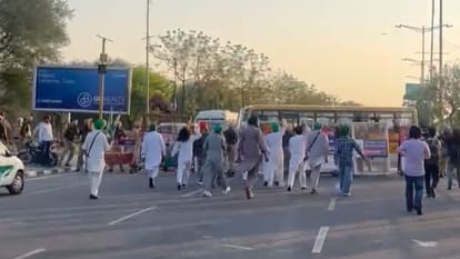 Farmer leaders Jagjit Singh Dallewal and Sarwan Singh Pandher in police custody in Mohali