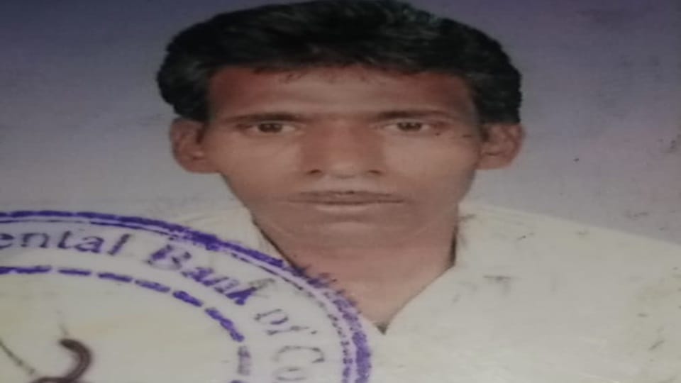 An elderly man died after falling from the roof