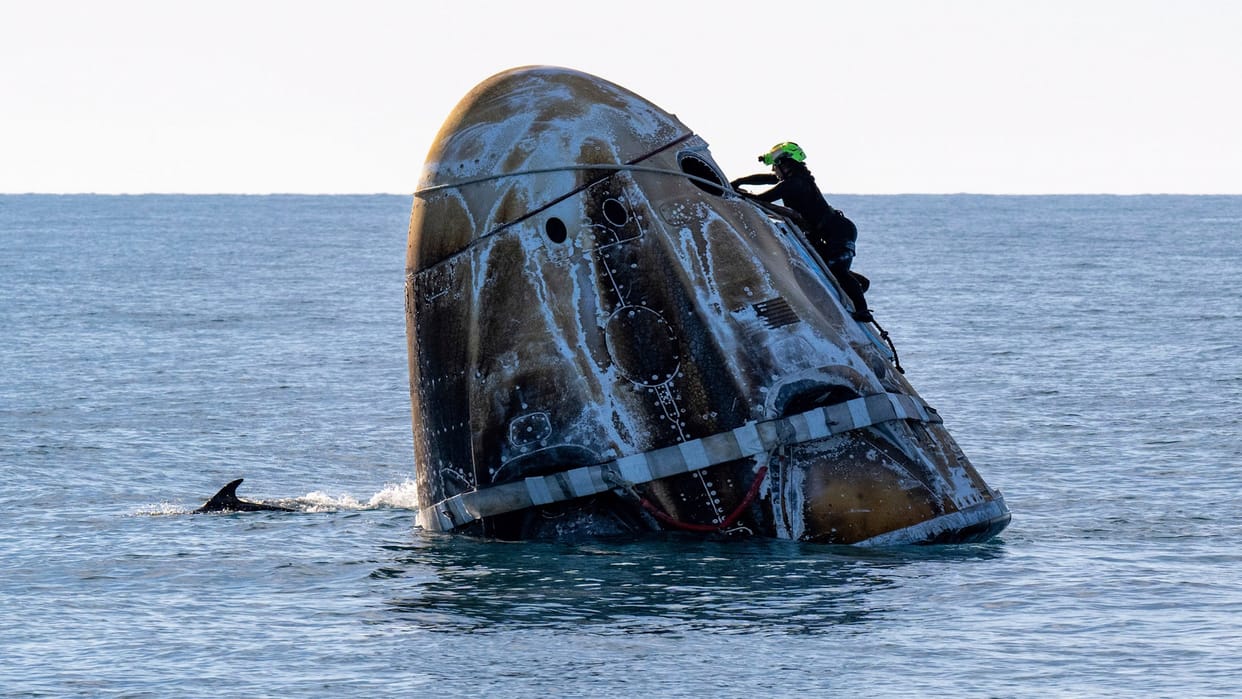 Sunita Williams Return: NASA Astronauts Return to Earth, 1900°C Heat Lost Contact Inside Story