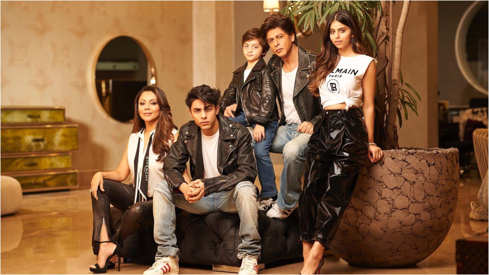 Shahrukh Khan New Rented House Owner Bhagnani Family's Luxury Apartment Location Rent Price