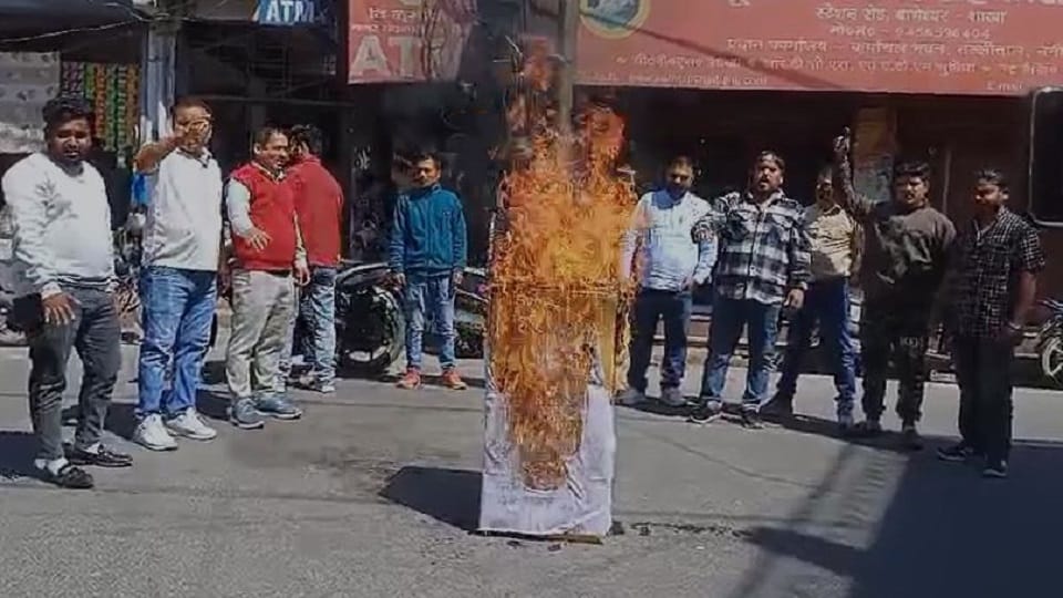 There was a stir due to the discussion of opening liquor shops in bageshwar