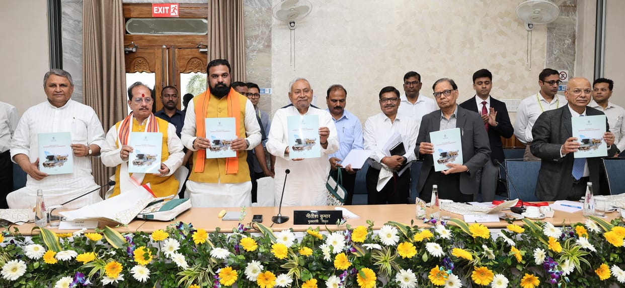 Bihar News : central not sharing cess and surcharge issue before finance commission report for bihar