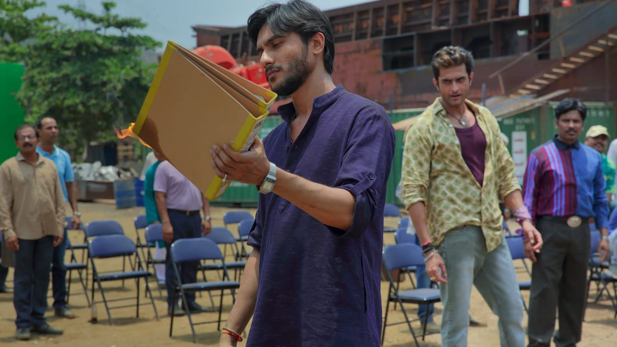 Khakee The Bengal Chapter Review in Hindi Neeraj Pandey Debatma Jeet Ritwik Aadil Mimoh Aakanksha Prosenjit
