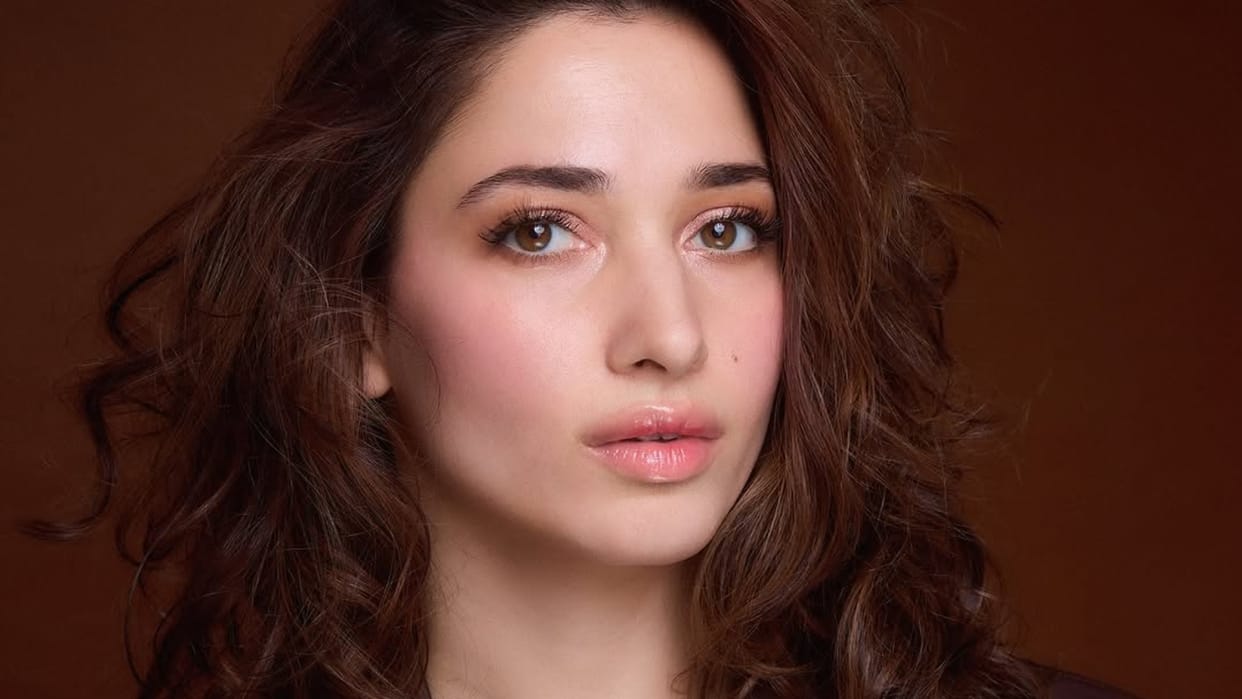 Tamannaah Bhatia and yo yo Honey Singh to feature in Special Item Number for ajay devgn film raid 2 reports
