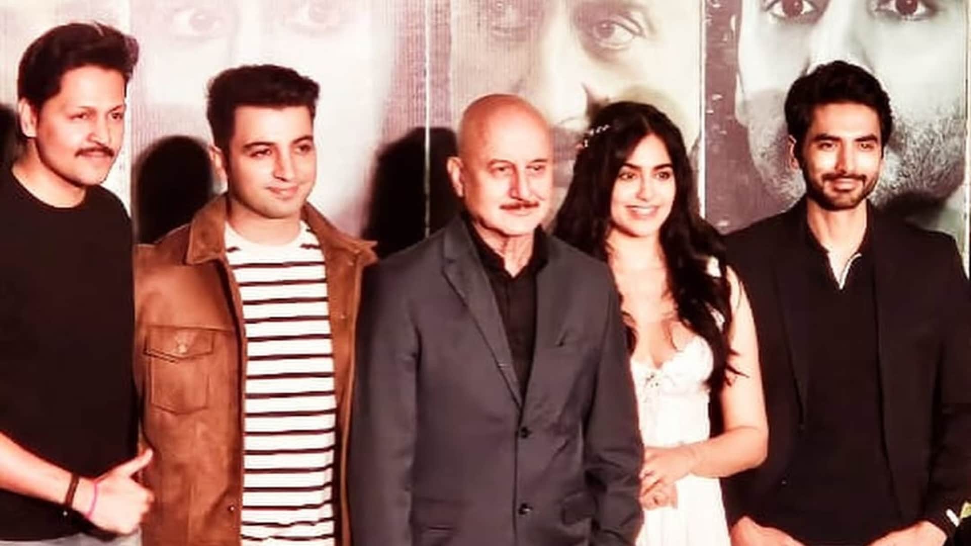 Anupam Kher shares video viral on social media request fans to watch film Tumko Meri Kasam vikram Bhatt Esha